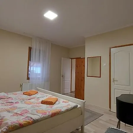 Vendégház Napsugár Vendégház